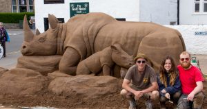 Scottish sand artist huge sand sculpture