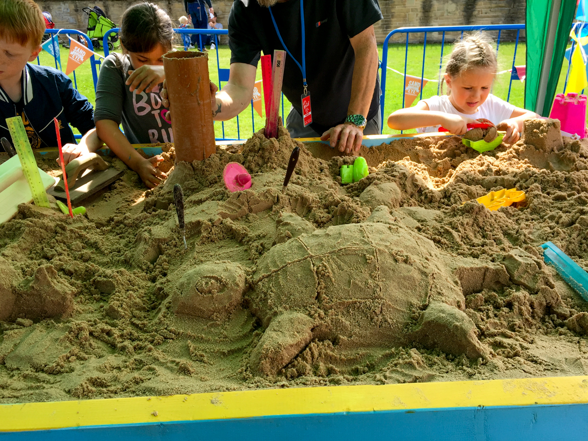 childrens_sand_sculpture_workshops_creative_learning_play