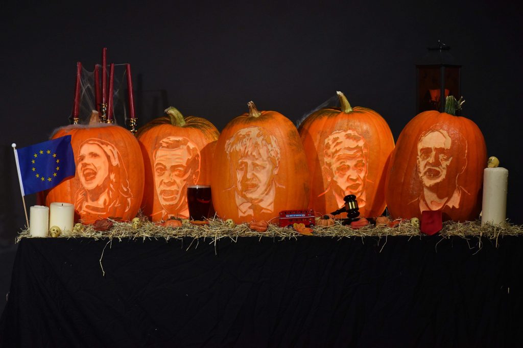 celebrity pumpkin carving uk