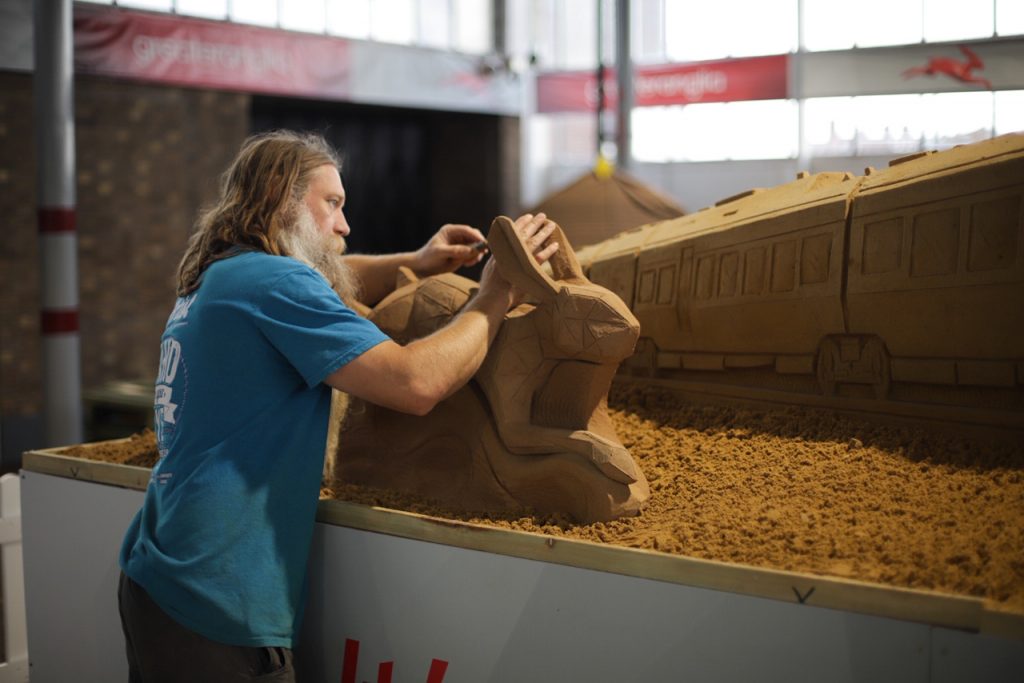 sand sculpting uk