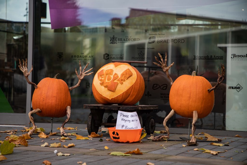 professionally_carved_pumpkins_yorkshire