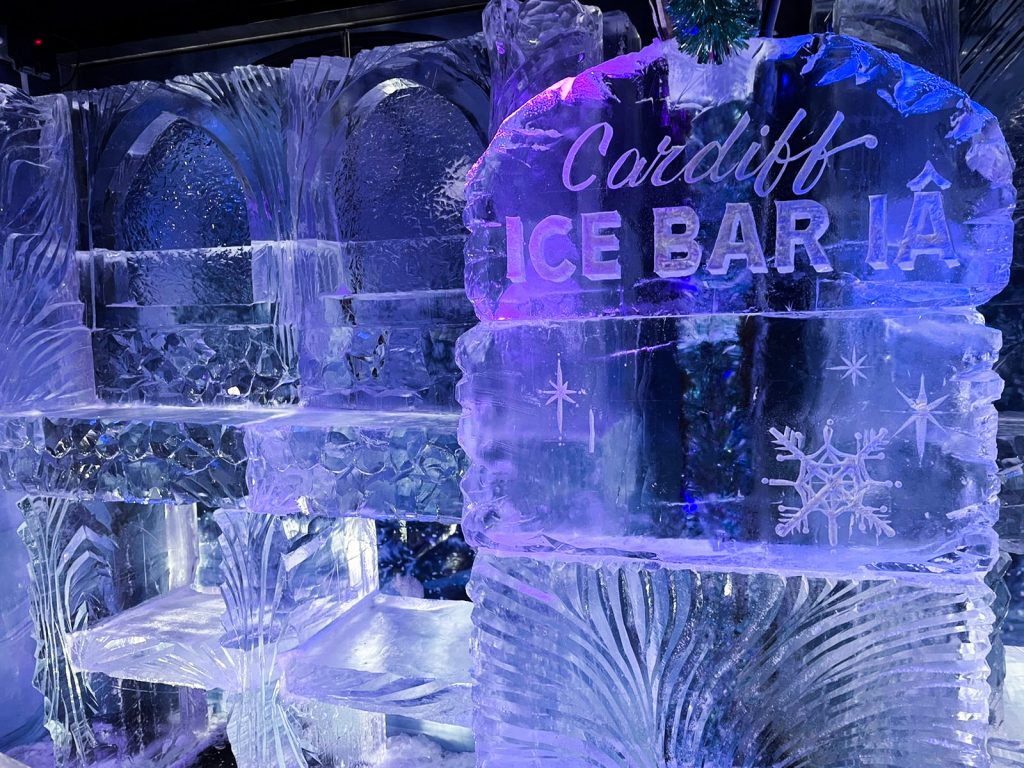 cardiff_winter_wonderland_ice_bar