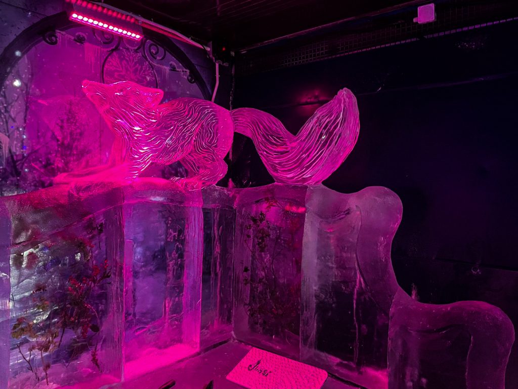 ice_sculptures_for_parties_uk