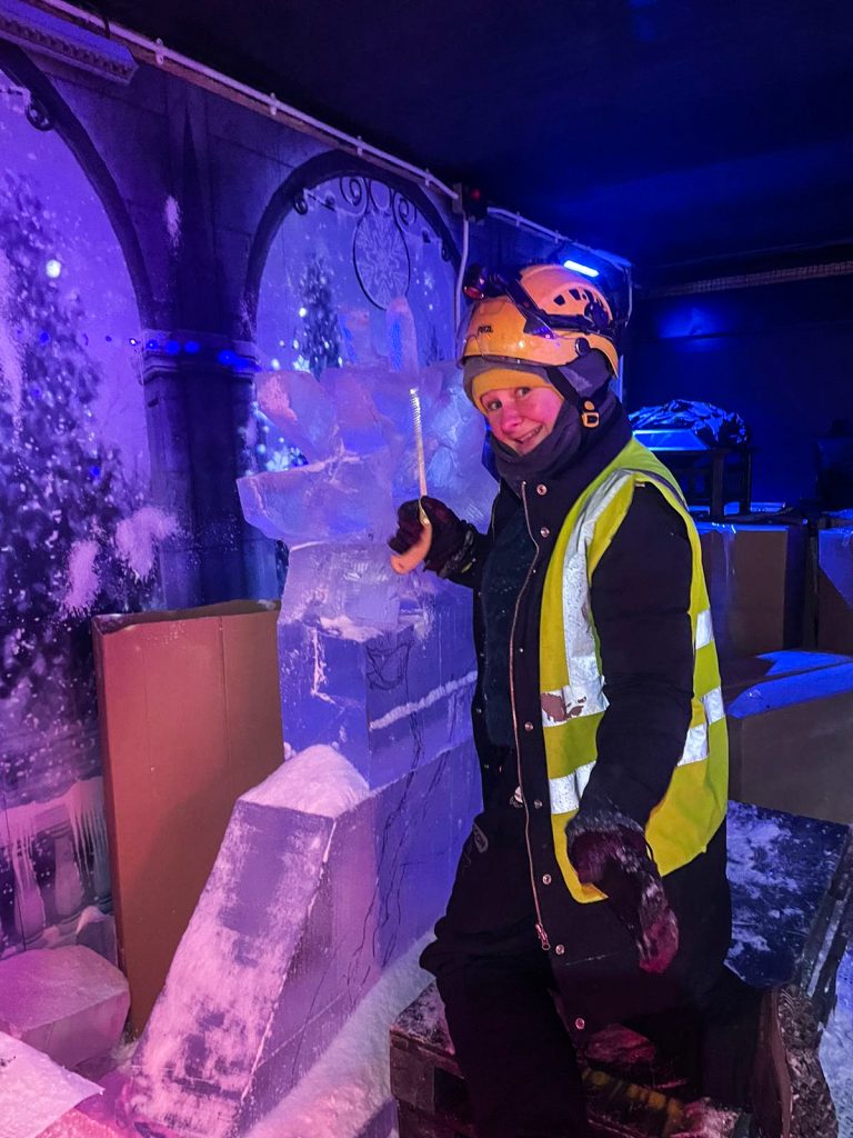 professional_ice_carving_uk